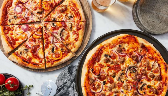 Easy Sourdough Pizza - Kolay Ekşi Mayalı Pizza Recipe